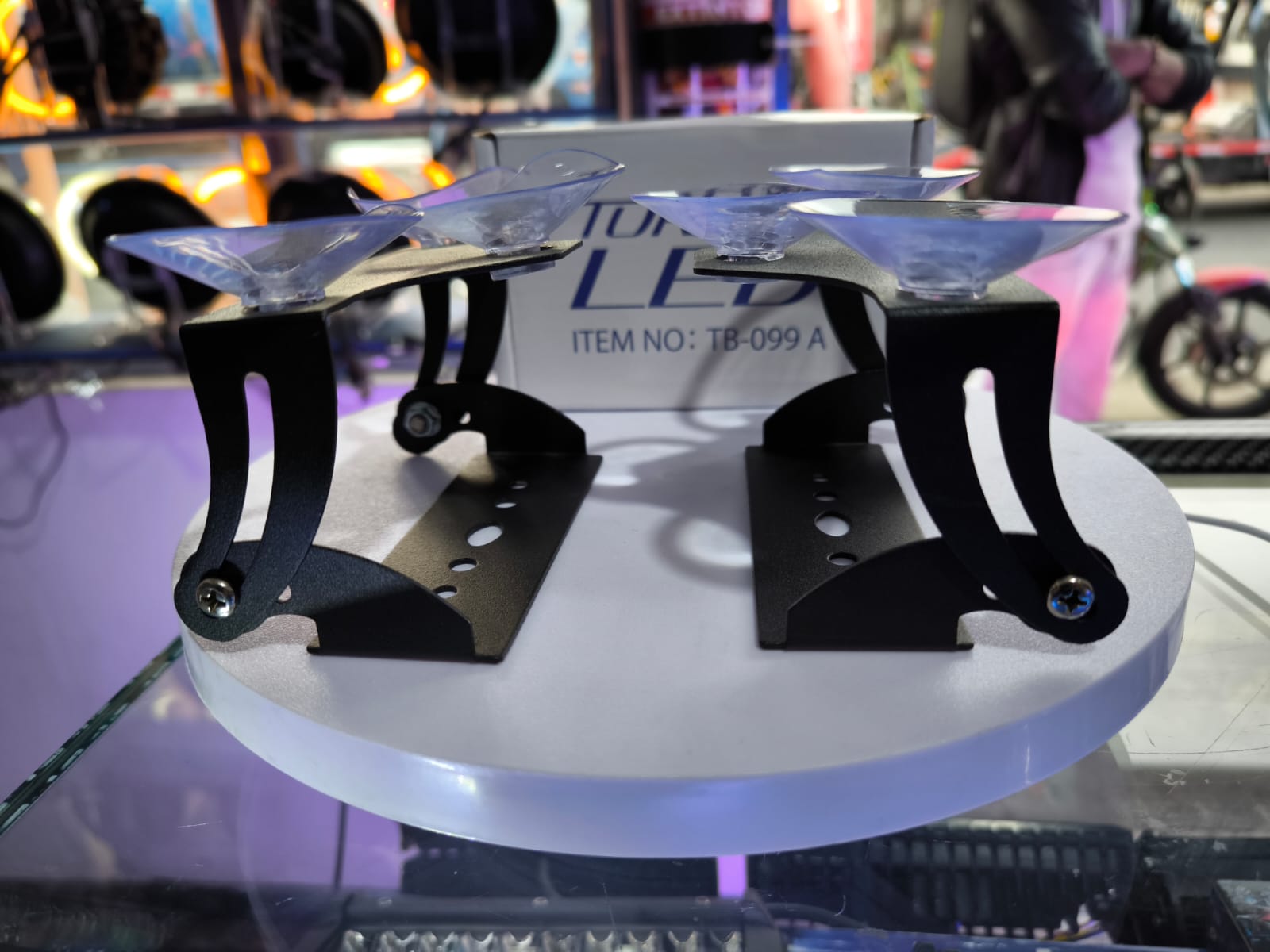 Miniatura 3 de PAR BASES CHUPAS PARA BALIZAS (TB099A)